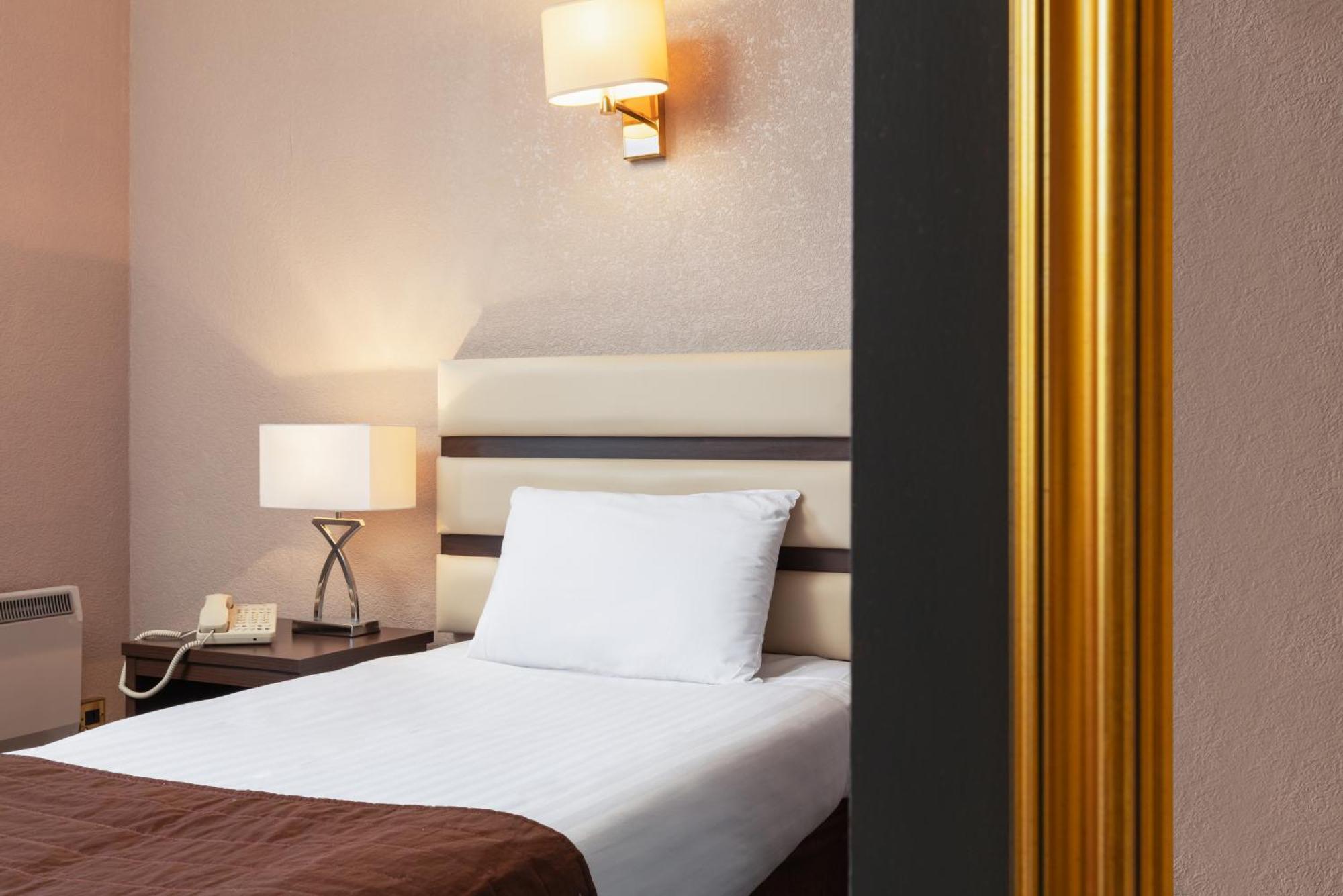 Arrochar Hotel 'A Bespoke Hotel' Экстерьер фото